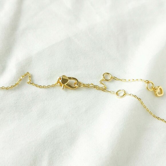 Brilliant Statements Pavé Halo Pendant Gold White Necklace NEW - Picture 3 of 3